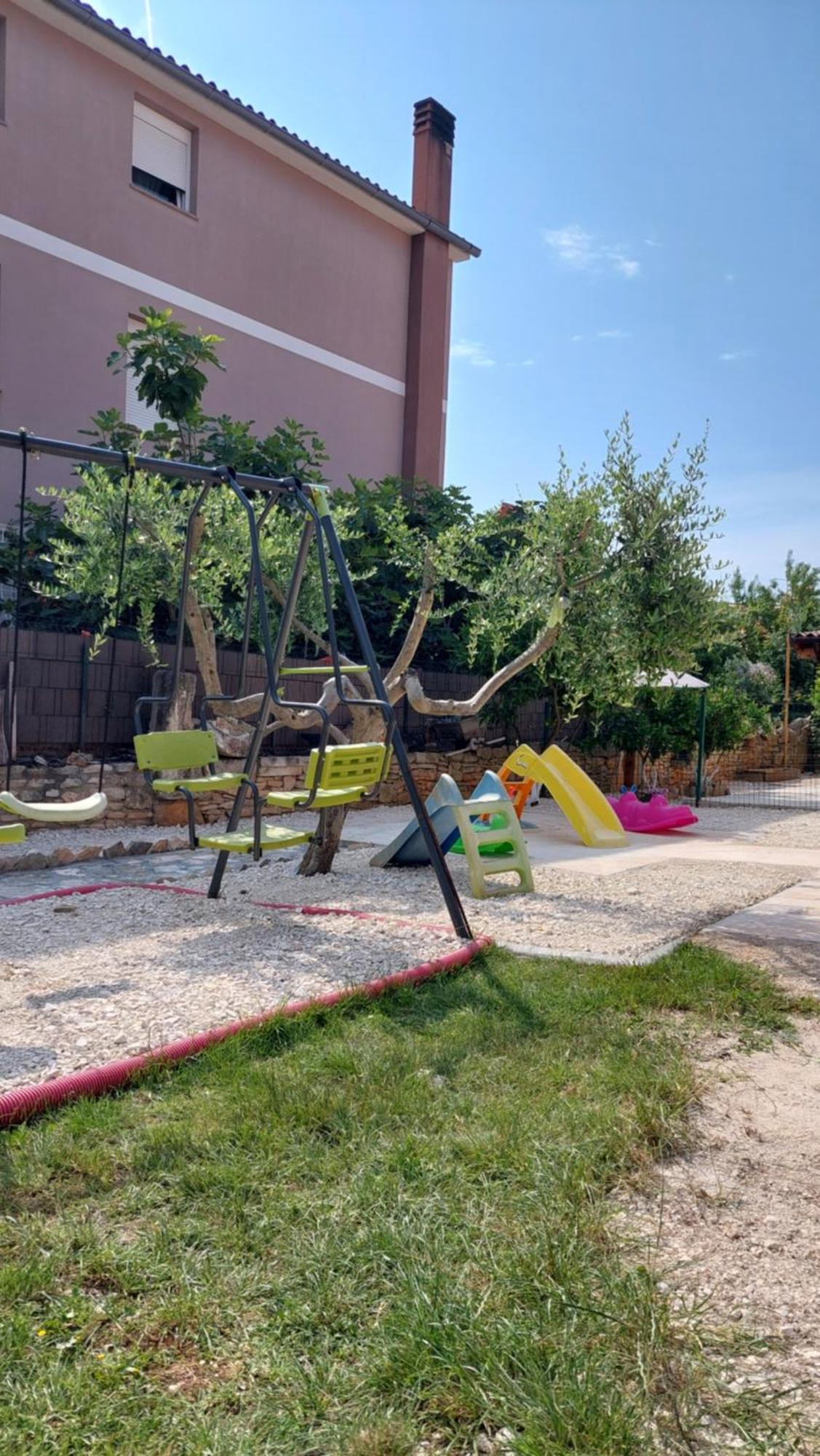 Apartmani B&B Ližnjan 外观 照片