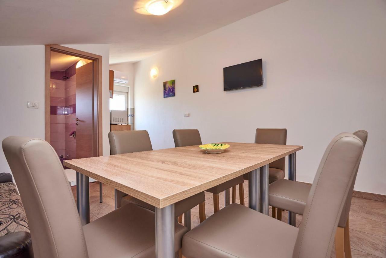 Apartmani B&B Ližnjan 外观 照片