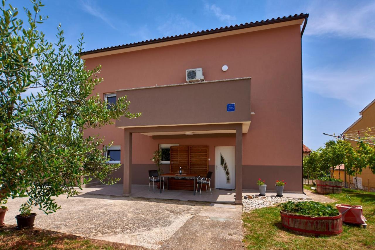 Apartmani B&B Ližnjan 外观 照片